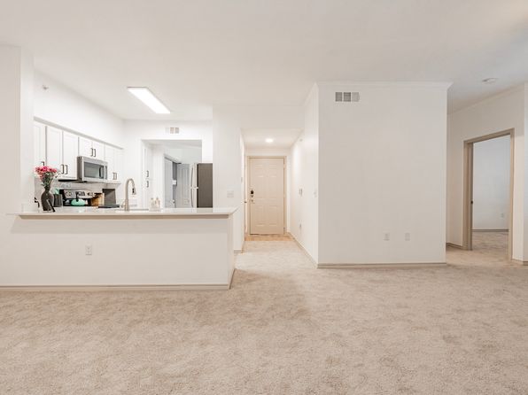 608 Rowlett Rd #331