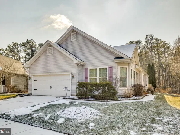 25 Dutchess Ct, Southampton, NJ 08088