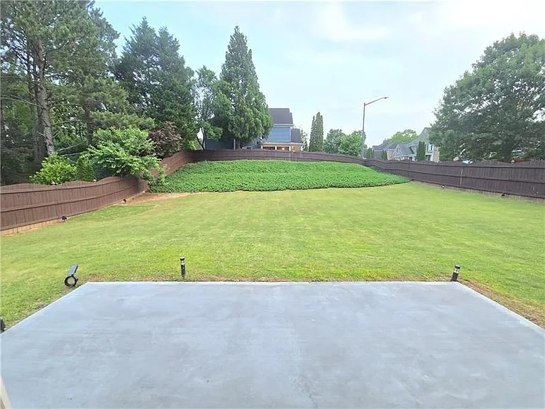 12592 Waterside Dr — Photo 40