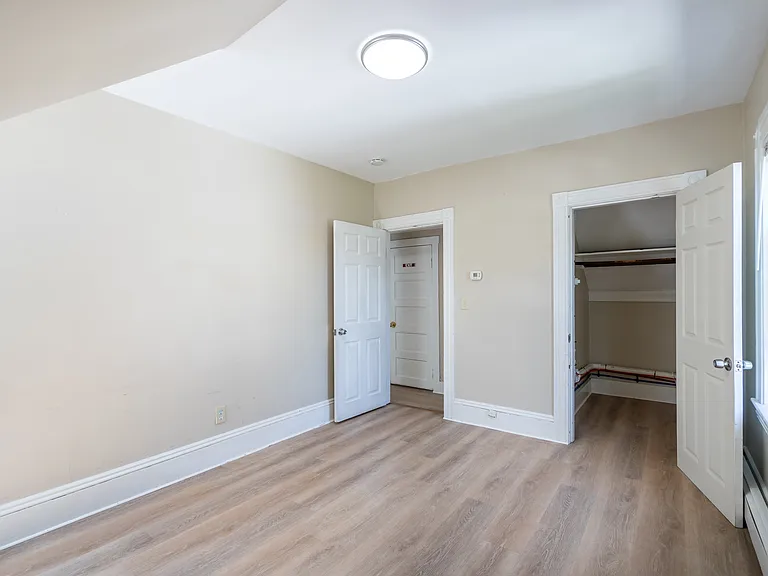 29-31 Adams St #4 — Photo 12