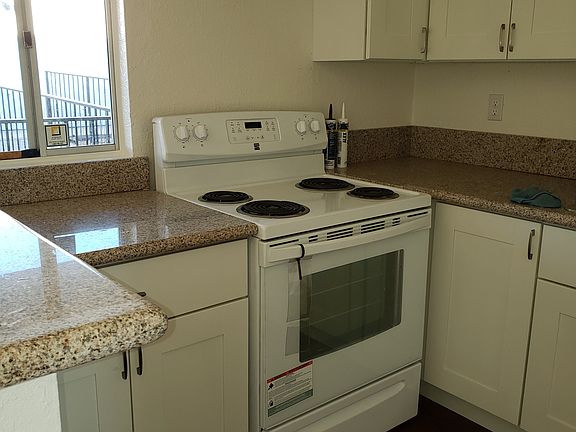 3rd image of 446 Rancho Vista Rd #4