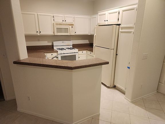 3rd image of 26414 Arboretum Way Unit 2603