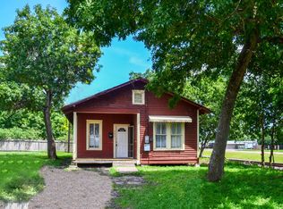 205 N Cleveland St, Victoria, TX 77901