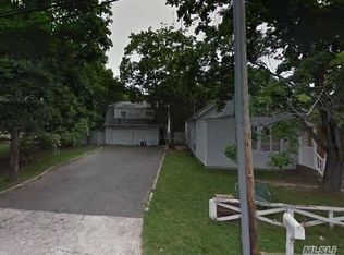 45 Casement Ave, Central Islip, NY 11722