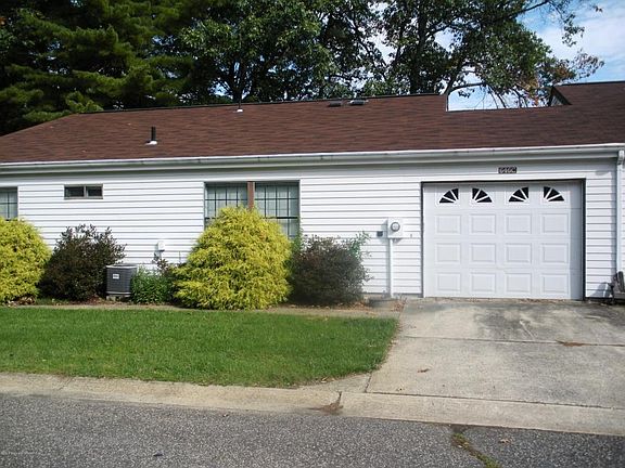 5th image of 646C Sherwood Ct