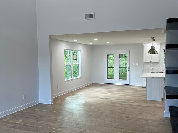 5th image of 2431 Lena George Ln