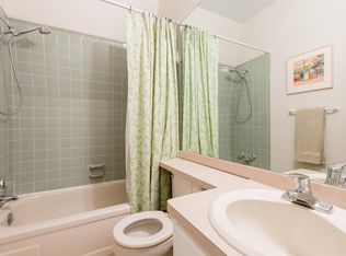 1326 R St NW APT 4, Washington, DC 20009