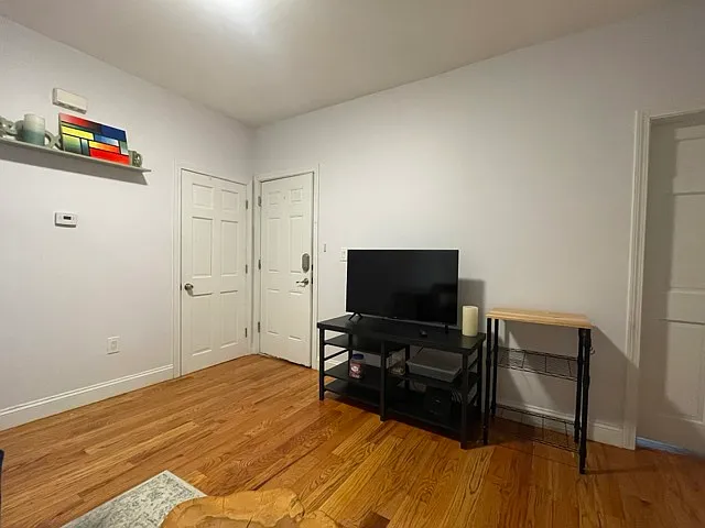 417 Cardinal Medeiros Ave #2 — Photo 23