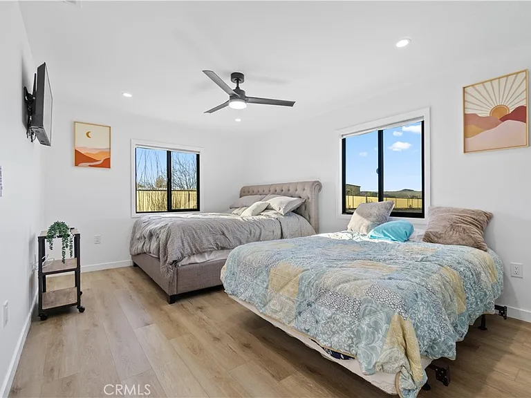 64654 Sun Mesa Rd — Photo 16