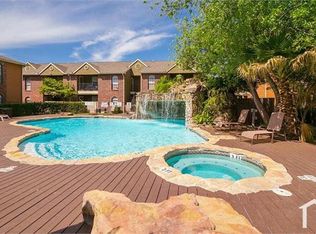 534 Hunt Ln #610, San Antonio, TX 78245