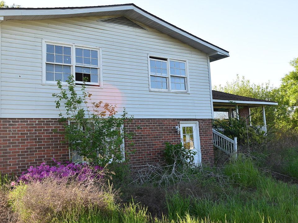 1st image of 121 Viola Ln