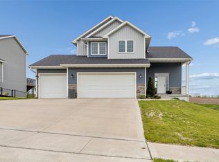 1508 W Lincoln Pl, Indianola, IA 50125