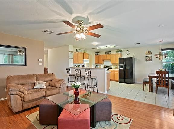 3rd image of 18225 Skysail Dr
