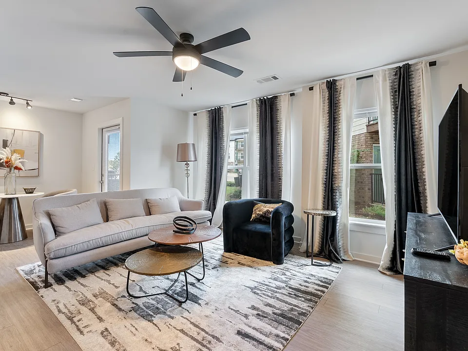 Brentwood Apartments