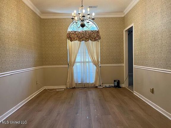 5th image of 104 Belle Meade Blvd