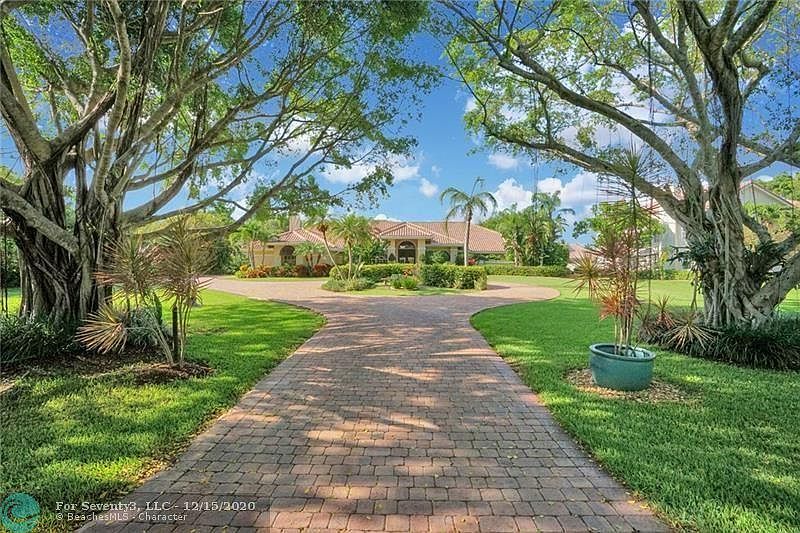 1st image of 7731 Salem Ln