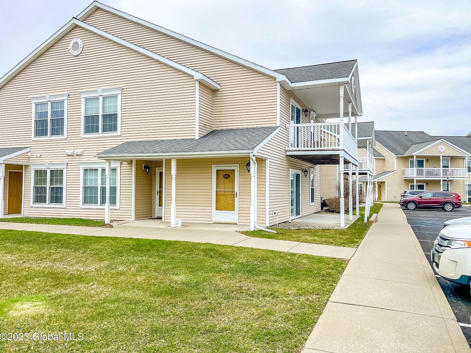 601 Cedar Run, Rensselaer, NY 12144 Zillow