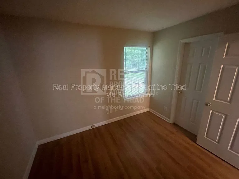 3607 McCuiston Rd #52 — Photo 7