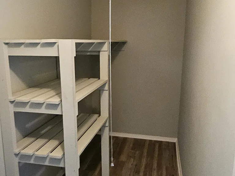 741 Walnut Ave — Photo 6