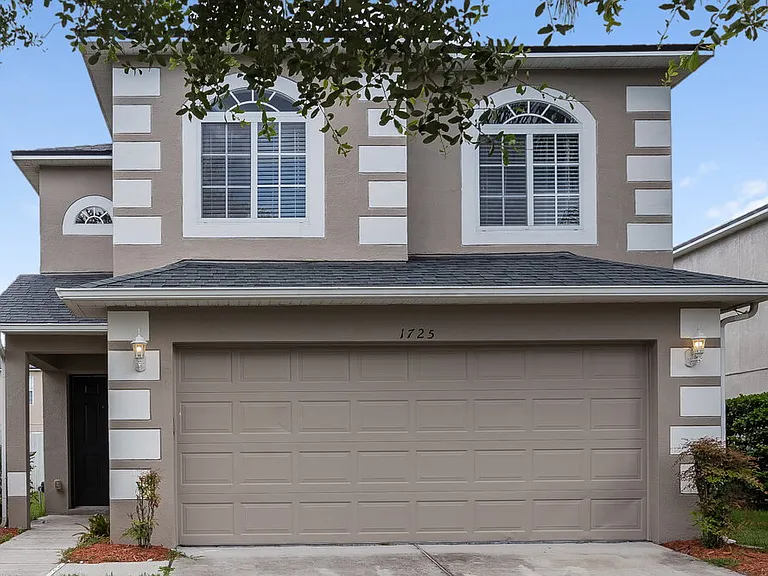 1725 Portcastle Cir — Photo 1