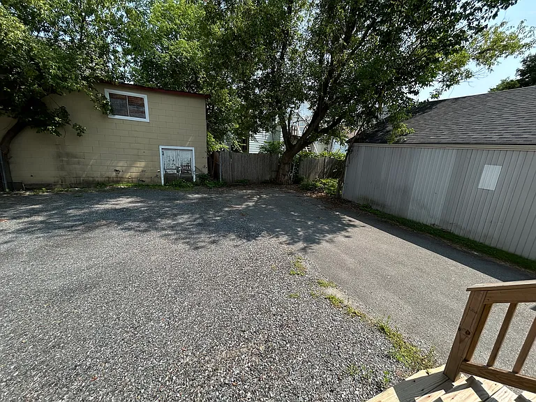 12 Bellevue St #1 — Photo 15
