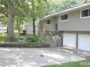 5911 N Tampico Dr, Peoria, IL