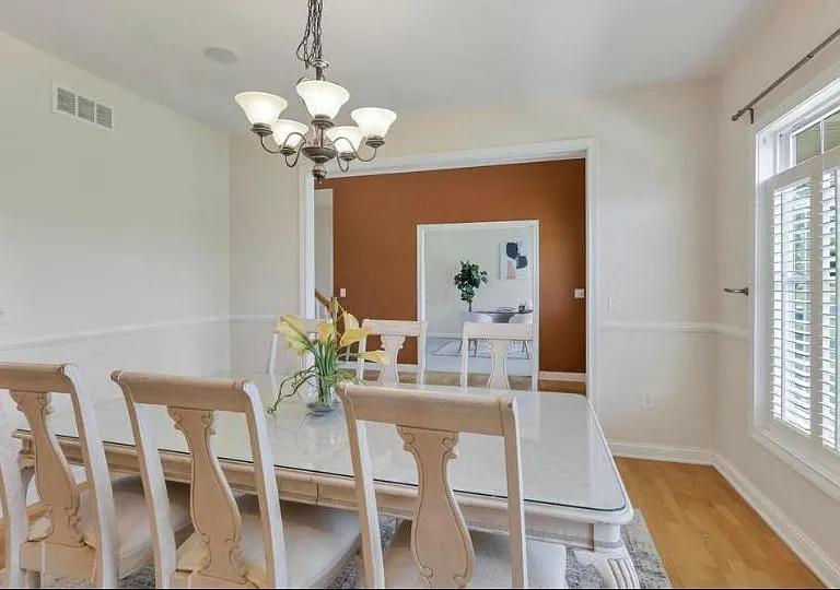 1056 Winding Creek Ln — Photo 17