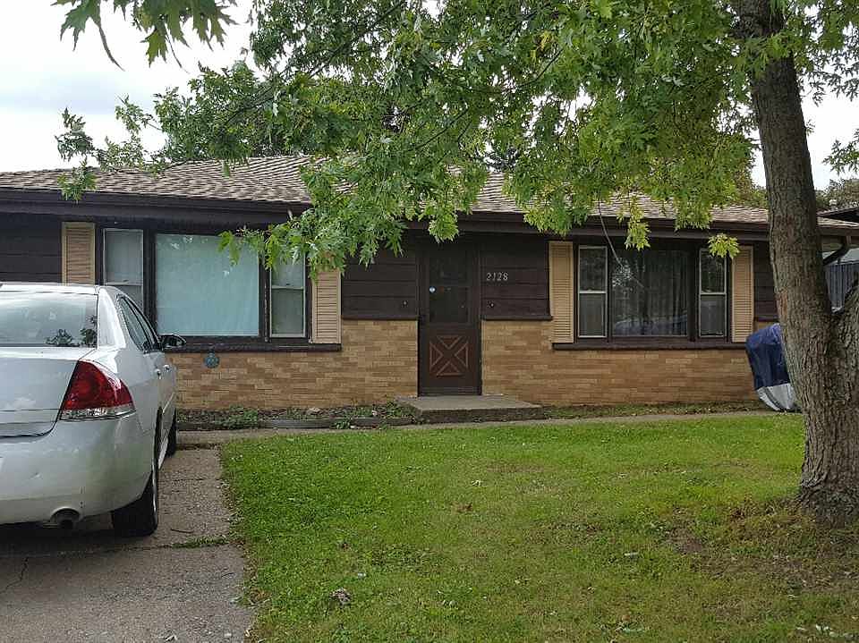 2nd image of 2128 Lamar Ave