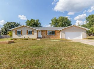257 Parkway Ave, Lebanon, MO 65536