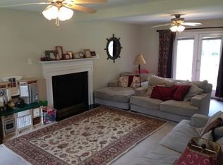 3521 Pease Rd, Midlothian, VA 23112