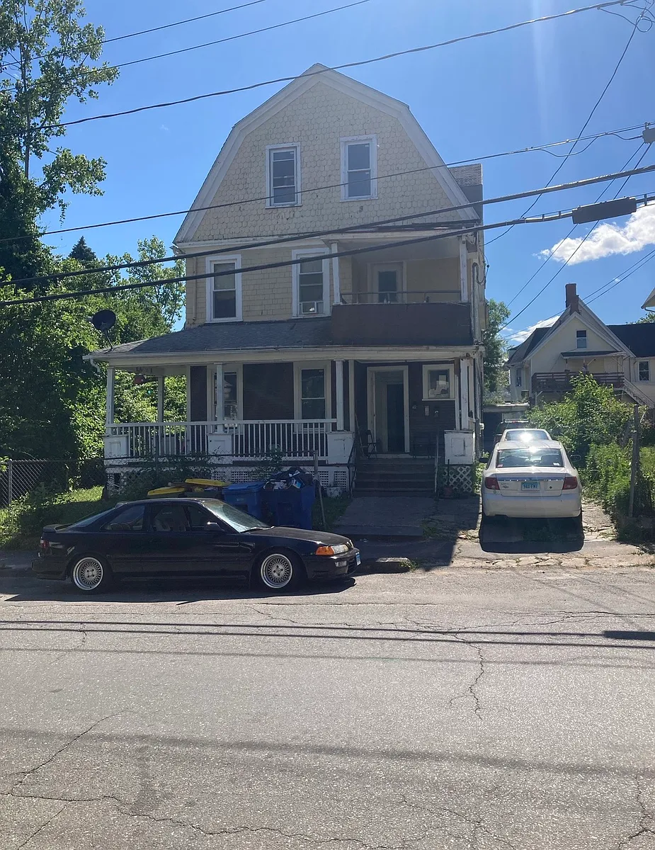 Building Photo - 45 Waterville St #1