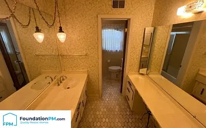 2608 Abercorn Cv — Photo 16