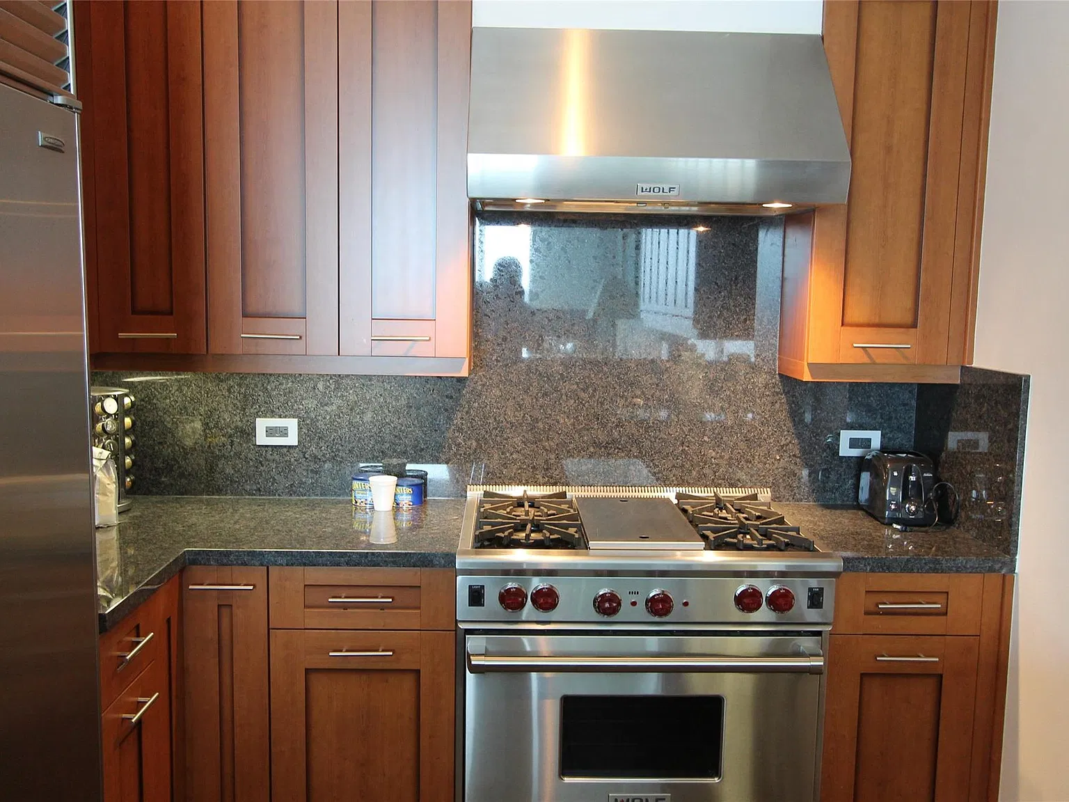 2 bed, 2.0 bath, 1278 sqft, $3,000 — Photo 4