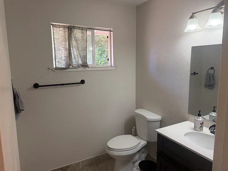 2672 Kingston Ct — Photo 20