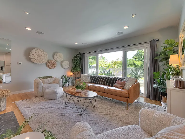 5209 Paseo Del Pavon — Photo 9