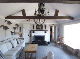 28 Beach Ave, Amagansett, NY 11930