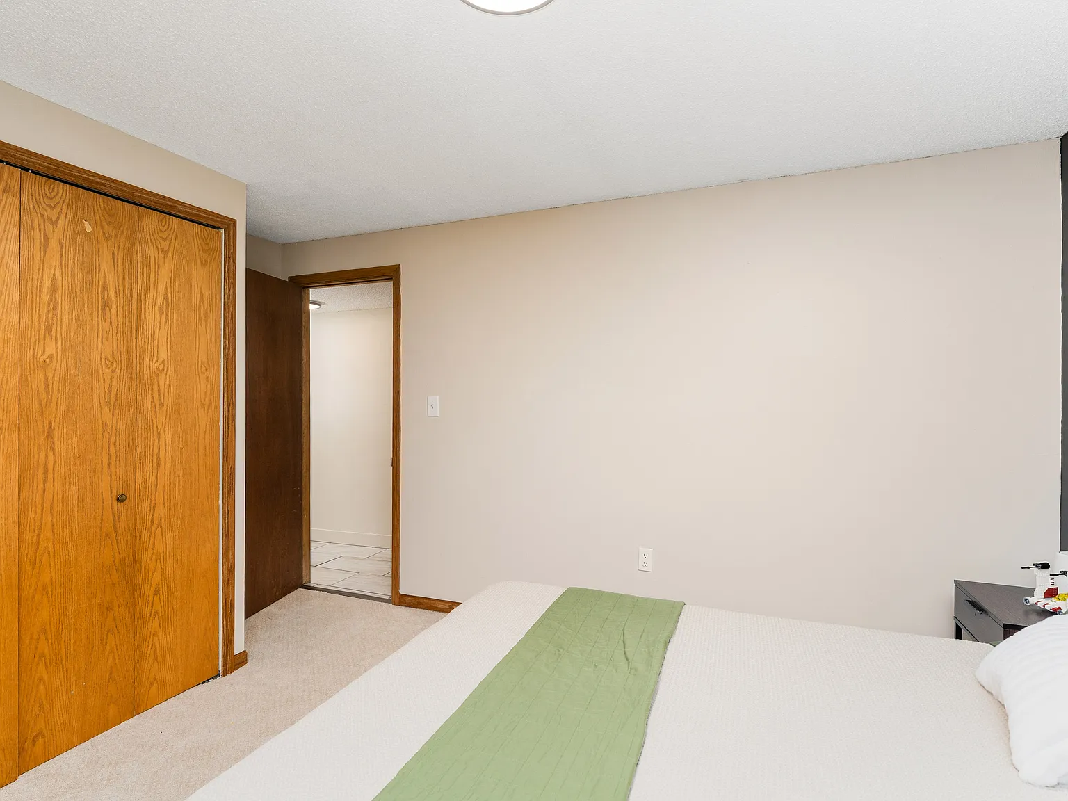 4 bed, 2800 sqft, $3,850 — Photo 3