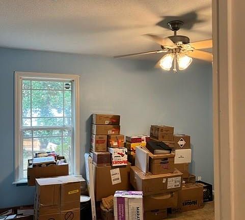 5th image of 501 Barnside Ln