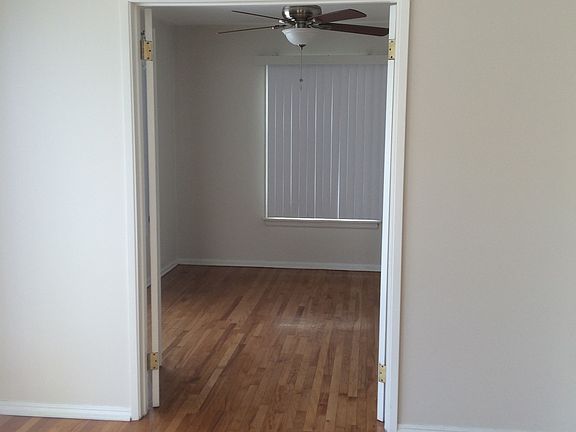 3rd image of 1645 S Beverly Glen Boulevard # Fl 2nd