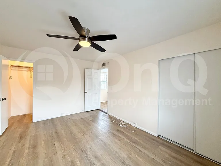 10402 N 10th St #3 — Photo 11