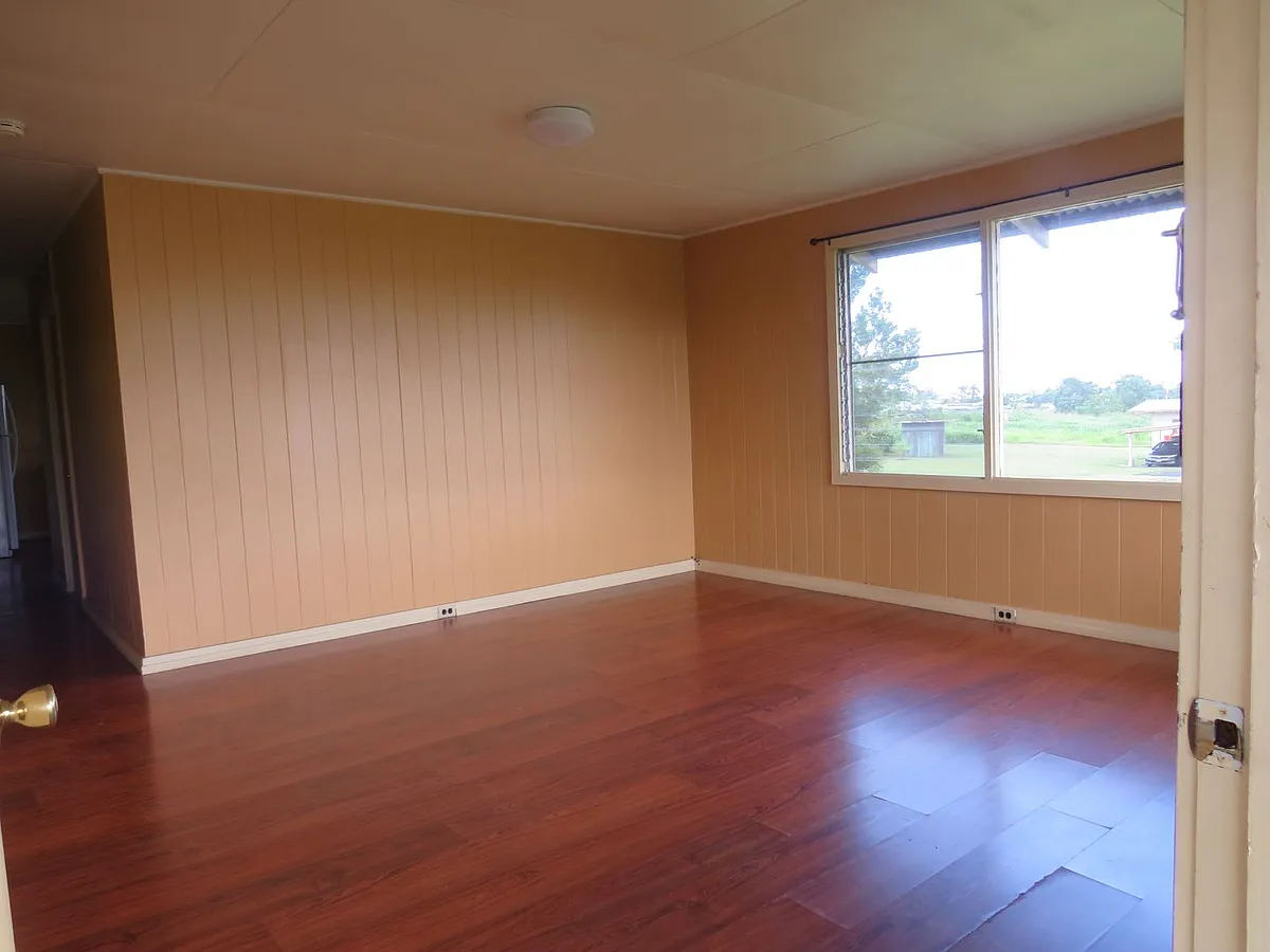 Building Photo - 560 Ainaola Dr