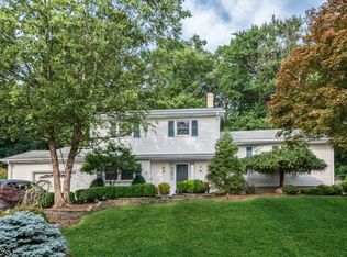 4 Smith Ln, Wayne, NJ 07470
