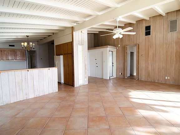 5th image of 50 Southwind Dr