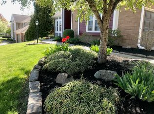 1538 Hunters Pointe Dr, Richmond, IN 47374