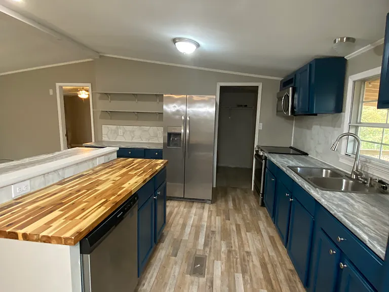 106 Lane Dr — Photo 6