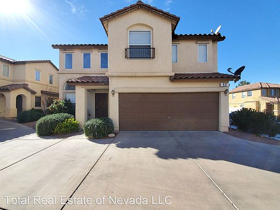 3rd image of 937 Medina De Leon Ave