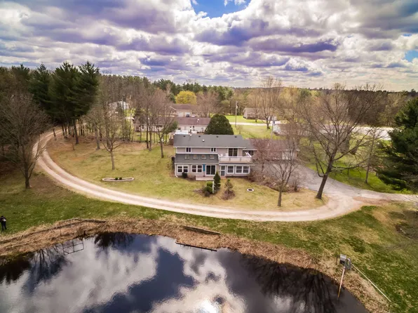N2377 Hillside St, Wautoma, WI 54982