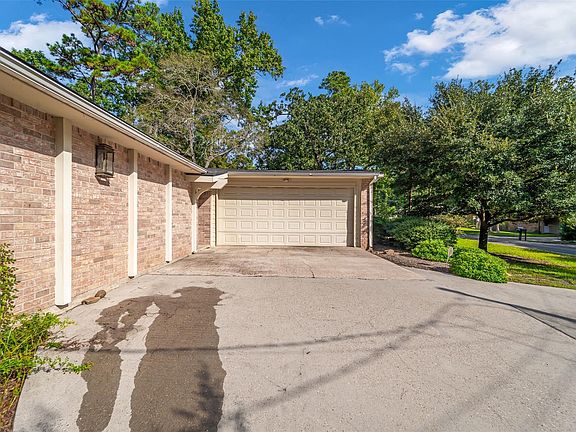 3rd image of 95 Paradise Valley Dr