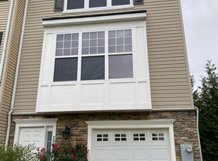 121 Moore Dr, Rockville, MD 20850