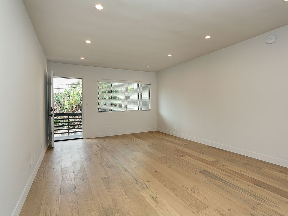 1st image of 11680 Ohio Ave APT 201